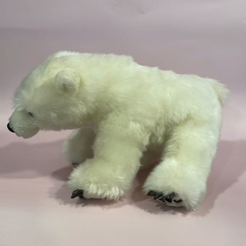 National Geographic Arctic Tale Polar Bear 12” long Excellent Used Condition - Picture 2 of 9